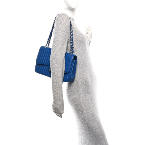 Caviar Chevron Quilted Jumbo Double Flap Blue