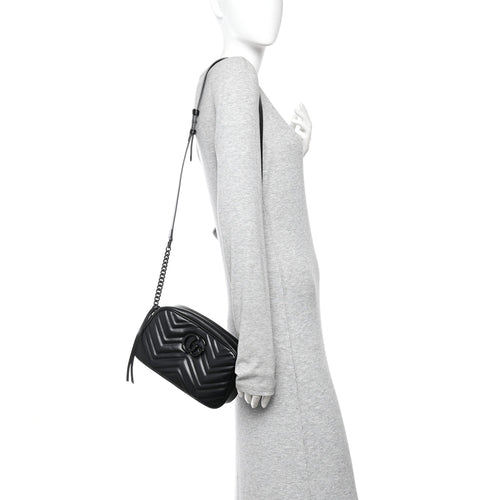 Calfskin Matelasse Monochrome Small GG Marmont Chain Shoulder Bag Black