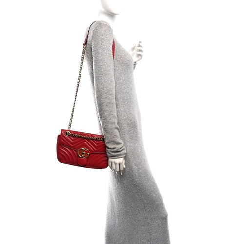 Calfskin Matelasse Small GG Marmont Shoulder Bag Hibiscus Red